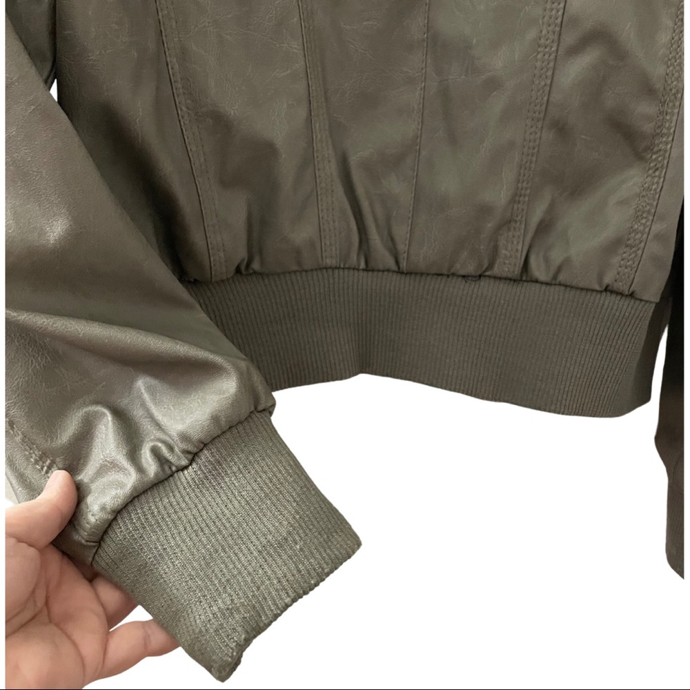 Deb Bomber Jacket with Faux Fur Collar - Picture 6 of 9